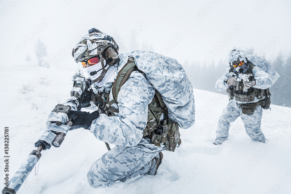 NATO își intensifică prezența strategică în Arctica: Planificarea unei misiuni pentru securitate sporită