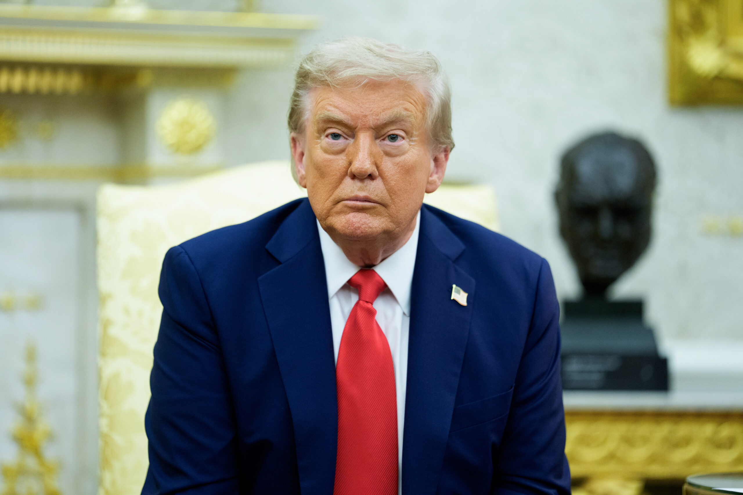 Donald Trump prezintă un plan robust de securitate pentru Ucraina: Un nou capitol în relațiile internaționale