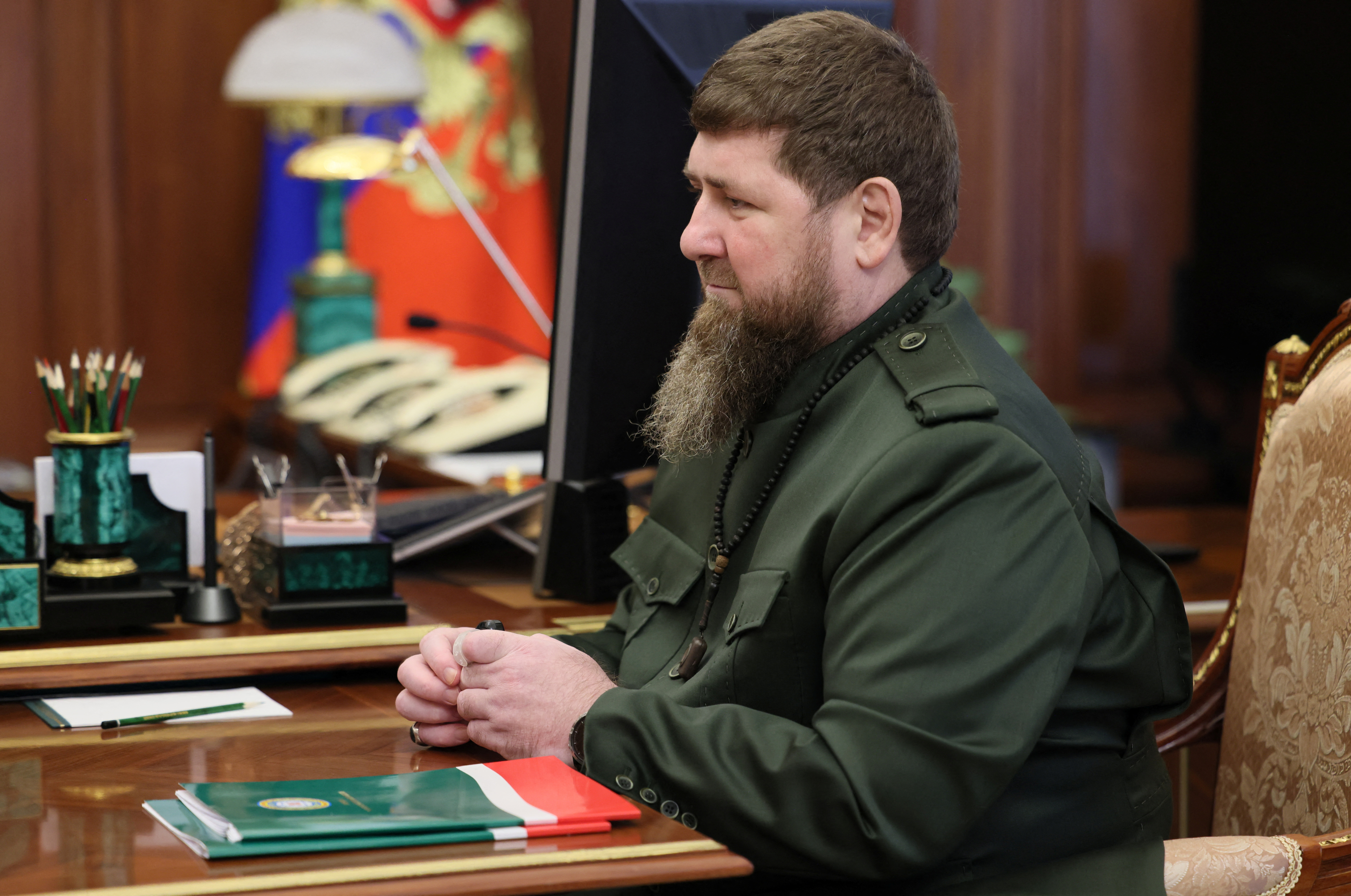 Fiul adolescent al liderului cecen preia frâiele fiscului: o manevră de consolidare a puterii familiei Kadyrov?