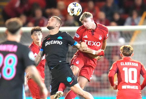 Fotbal în glorie: FCSB și Universitatea Craiova se califică în faza principală a competițiilor europene