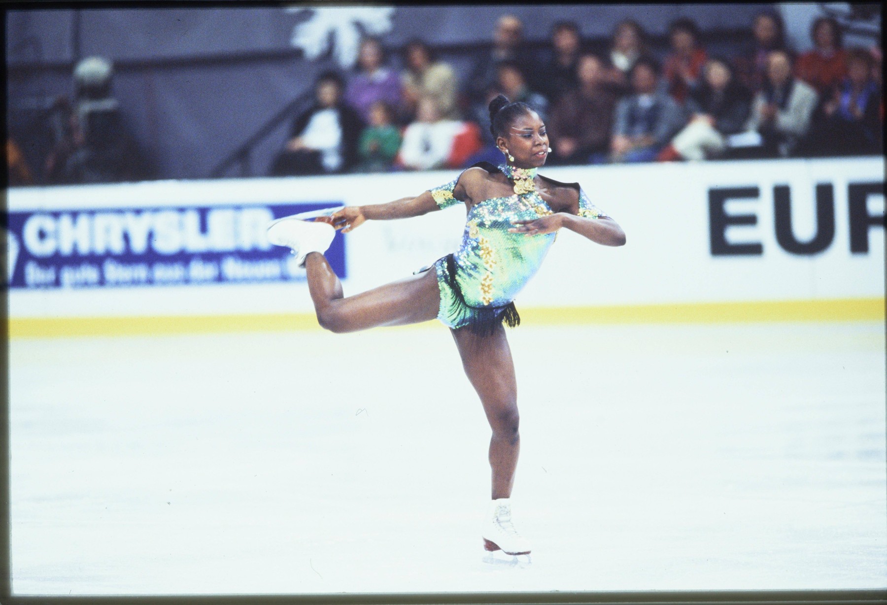 Lovitură dură pentru patinatoarea Surya Bonaly: medaliile furate în timpul spitalizării mamei sale
