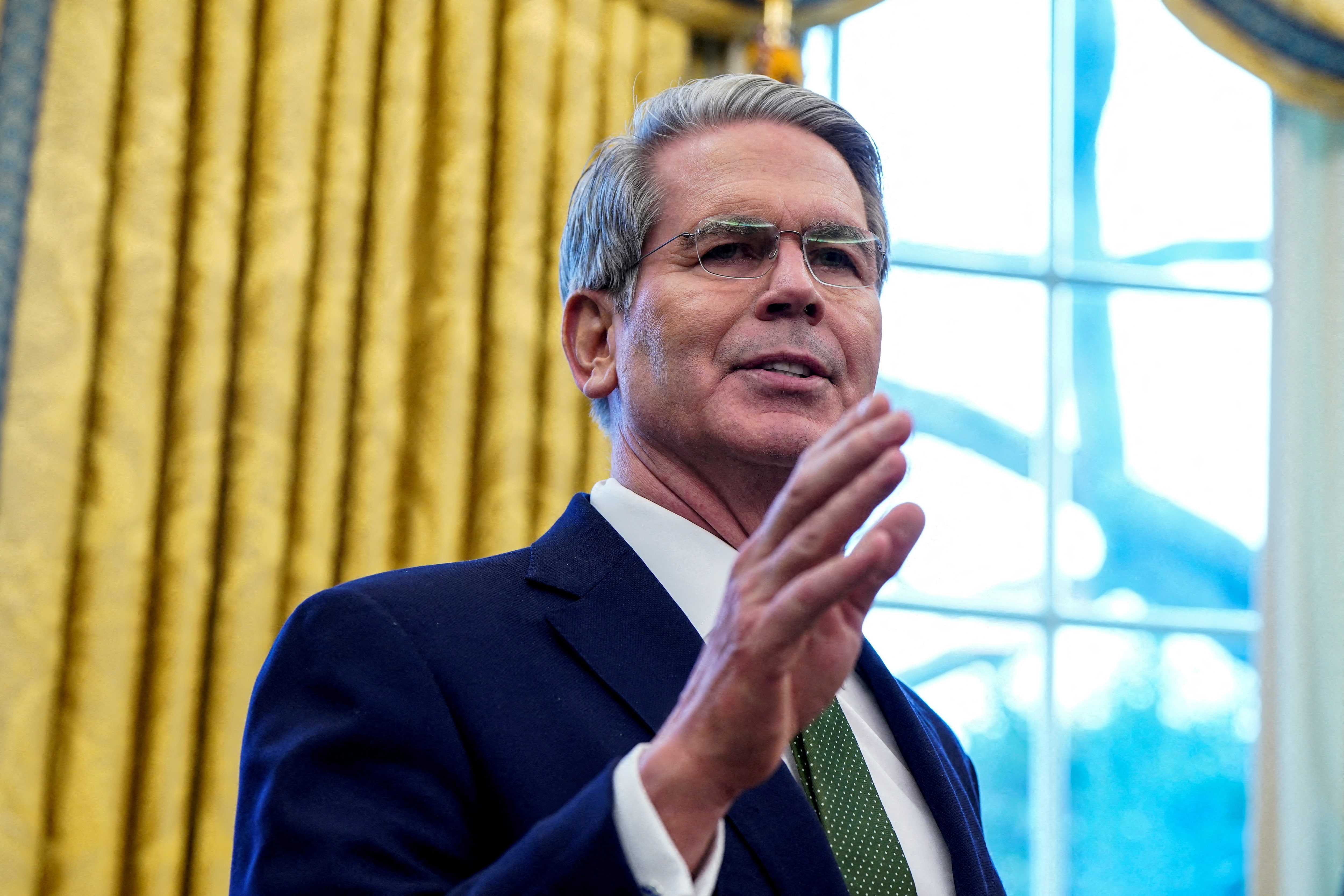 Scott Bessent, șeful Trezoreriei americane, acuză guvernul Beijingului de sabotaj economic