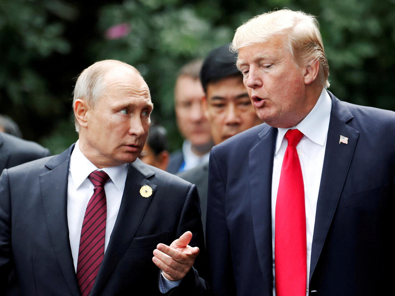 Trump îndeamnă Ucraina să se înțeleagă cu Rusia - Declarații controversate după summitul din Alaska