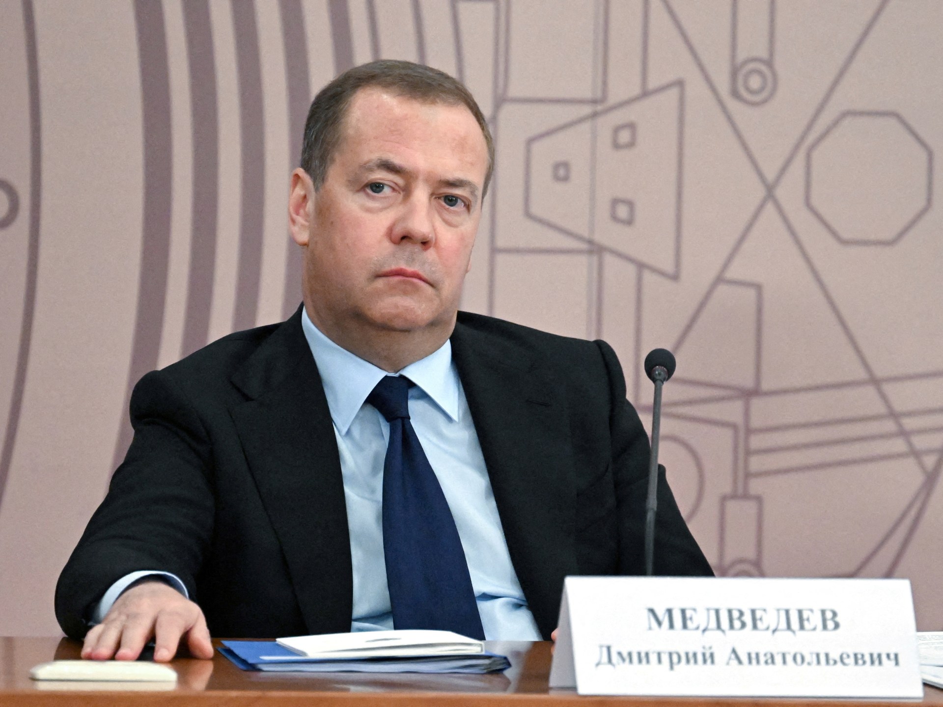 UE și Rusia în tensiune: Medvedev critică împrumuturile către Ucraina