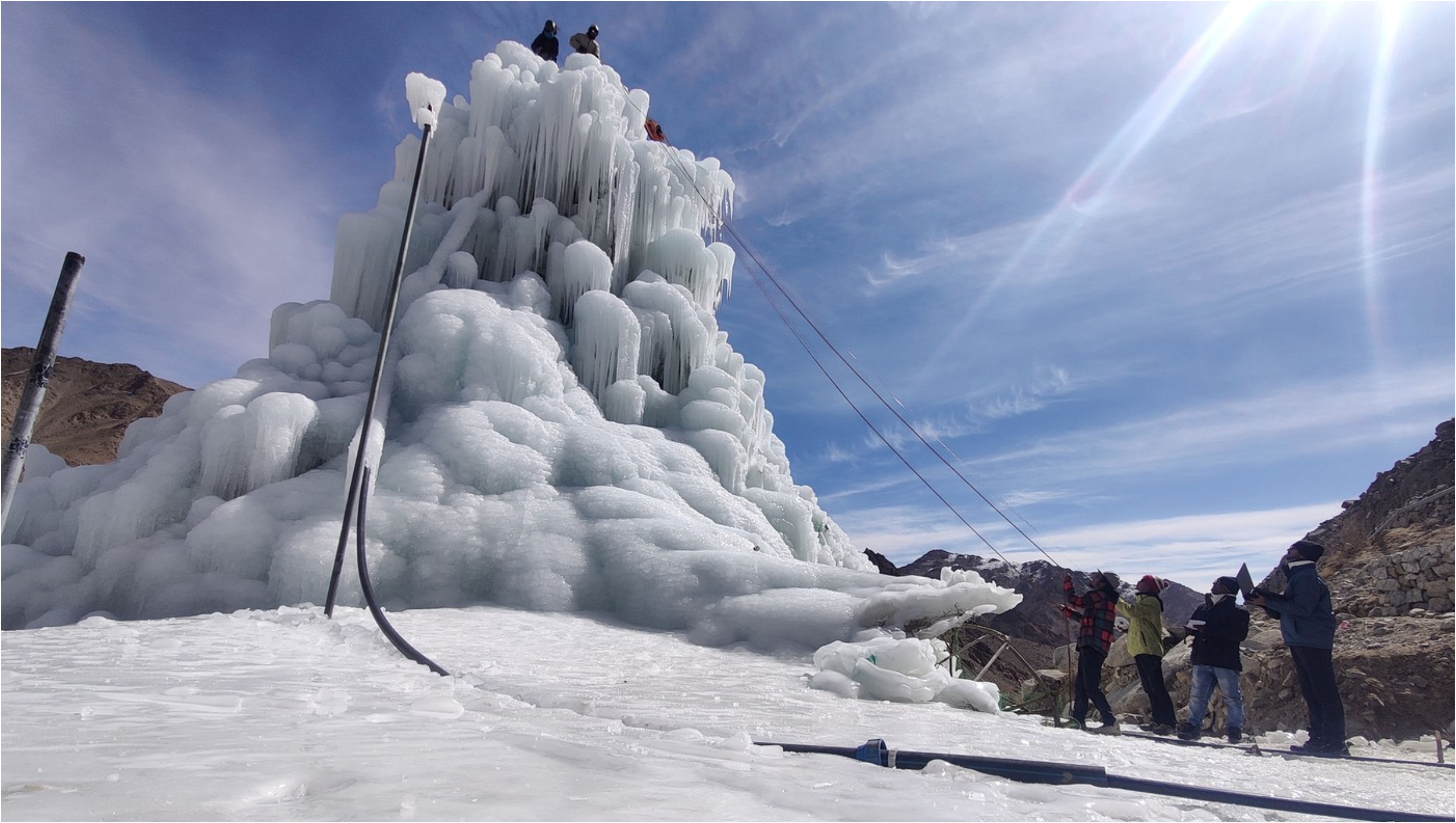 Avalanșă devastatoare în Himalaya: Alpiniști nepalezi dispăruți