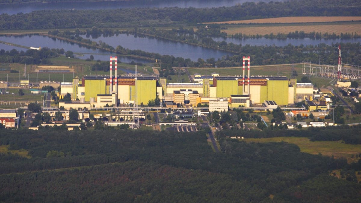Criza Dunării: Centrala Nucleară Paks Evită Oprirea Completă