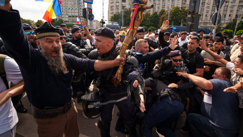 Percheziții masive după protestul ciobanilor din București